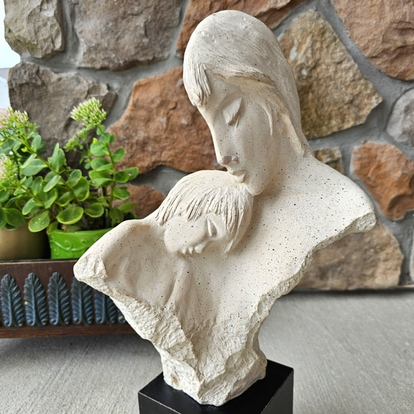 1984 David Fisher Austin Productions, First Moments Sculpture Mother Child 17” - Picture 8 of 16